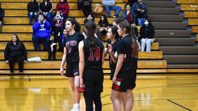 2022-23 Washington girls basketball: Neah Bay at Chief Leschi